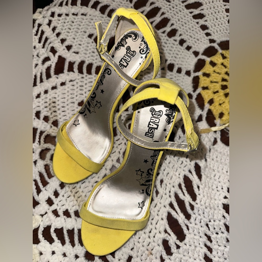 Brash Neon Yellow 4 inch Heels